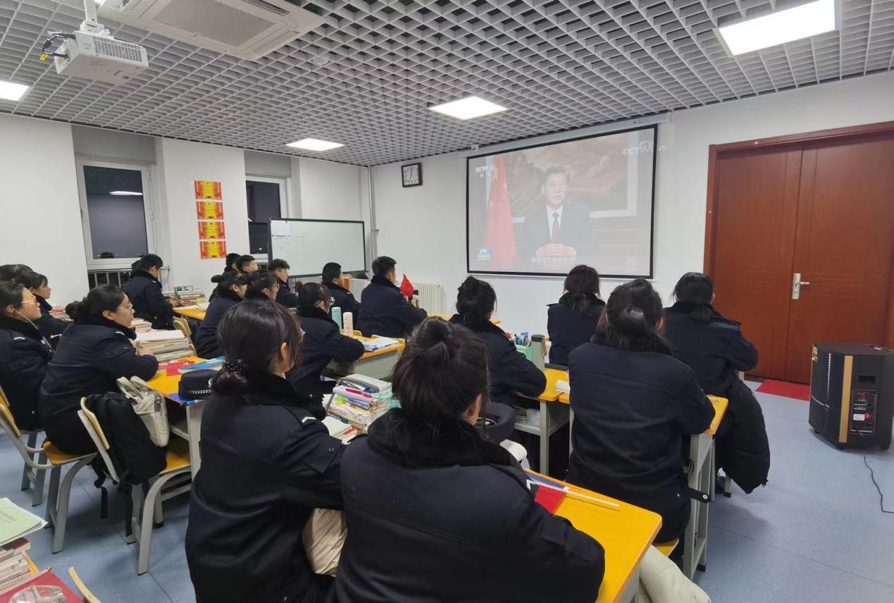 公共安全系师生点赞热议习近平主席二〇二一年新年贺词